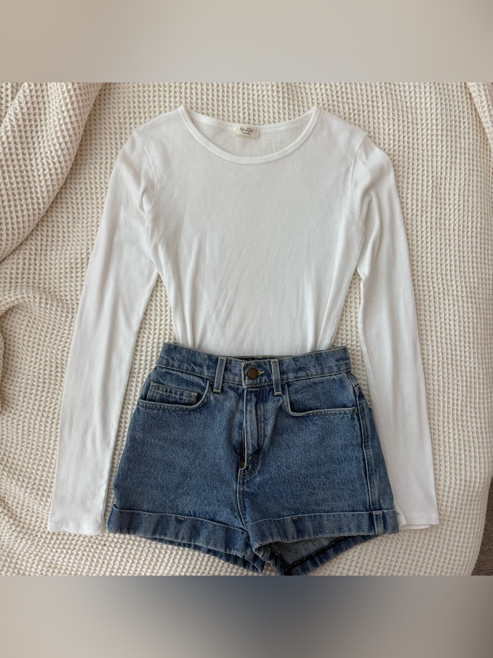 brandy melville long sleeve white shirt